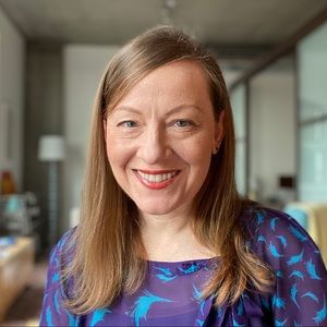 Meet your Posher, Julia